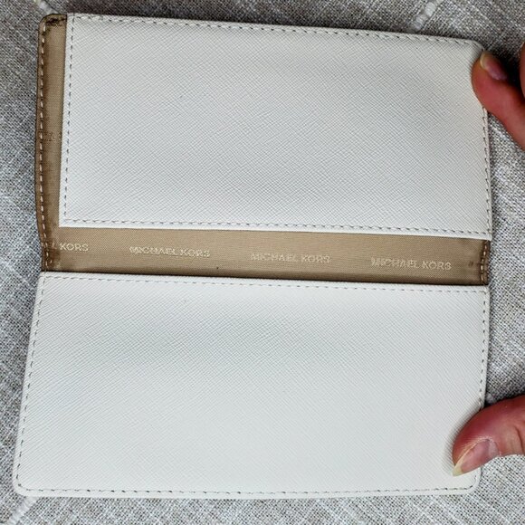 MICHAEL Michael Kors Jet Set Checkbook Wallet - White MK Logo Leather - Picture 9 of 17